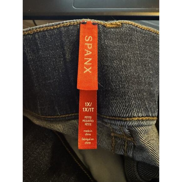 SPANX Everywear Flare Jeans Pull On High Rise Stretch Denim XL 14 Petite - Picture 7 of 7